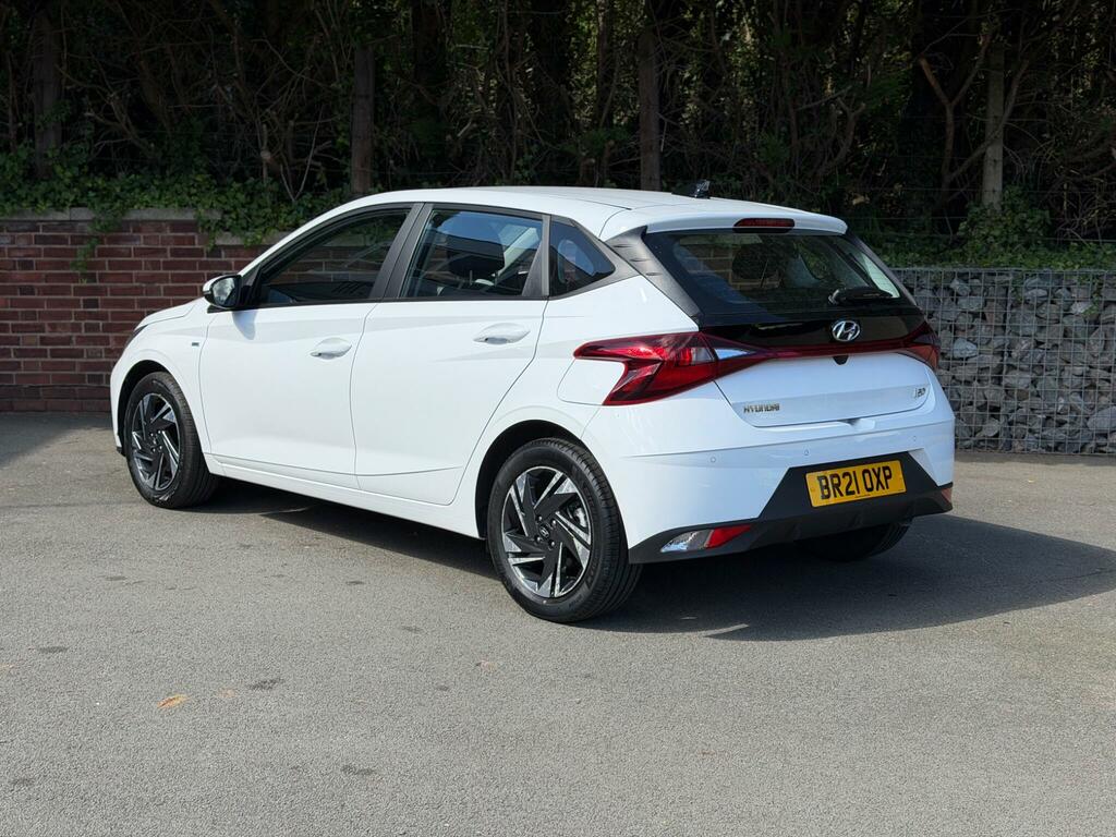 Hyundai I20 1.0 T-gdi Mhev Se Connect Hatchback Hyb White #2