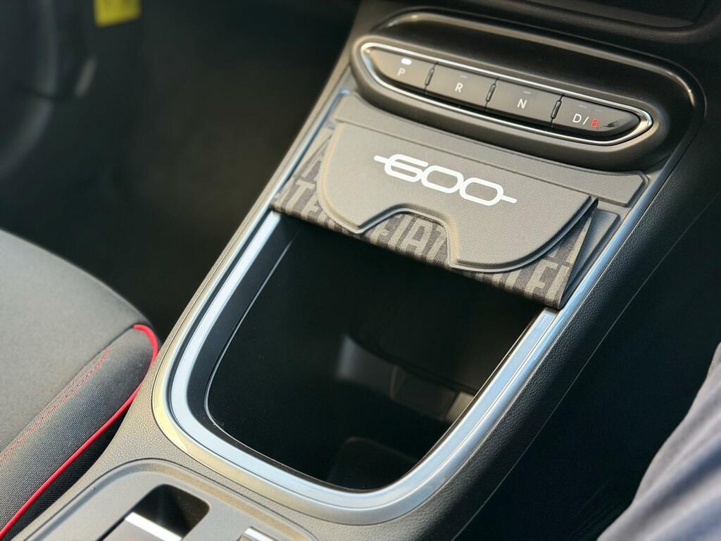 Fiat 600e 115Kw La Prima 54Kwh #40