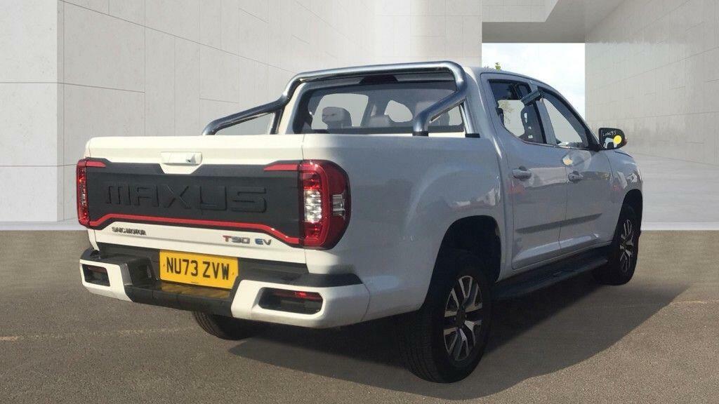 Maxus T90 88.5Kwh Elite Rwd White #4