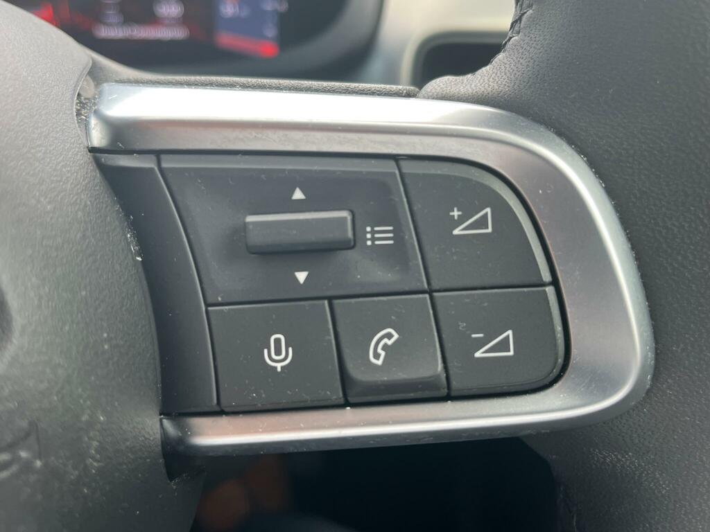 Jeep Avenger 115Kw Summit 54Kwh White #21