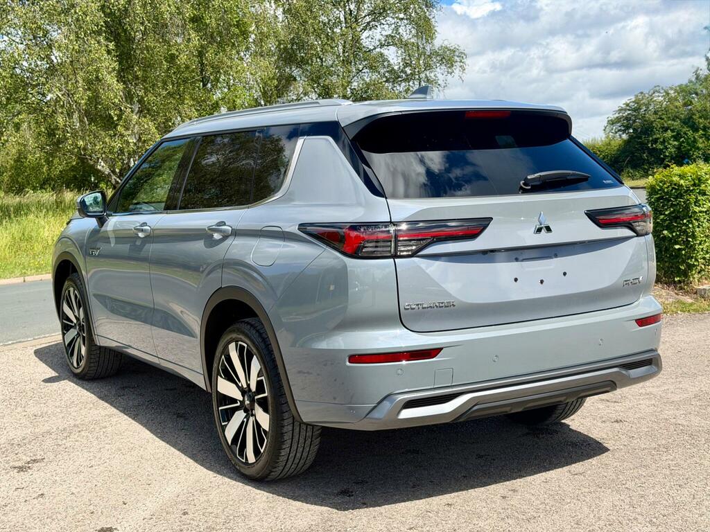 Mitsubishi Outlander 2.4 22.7Kwh Diamond Cvt 4Wd Euro 6 Ss Grey #4