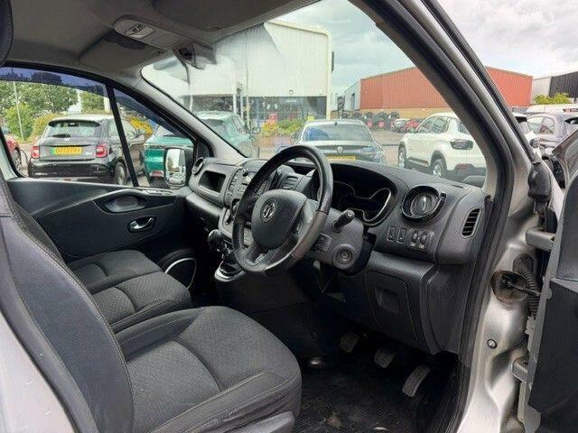 Vauxhall Vivaro 1.6L Null Brown #14