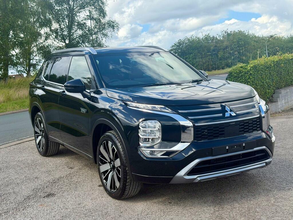 Mitsubishi Outlander 2.4 22.7Kwh Diamond Cvt 4Wd Euro 6 Ss Black