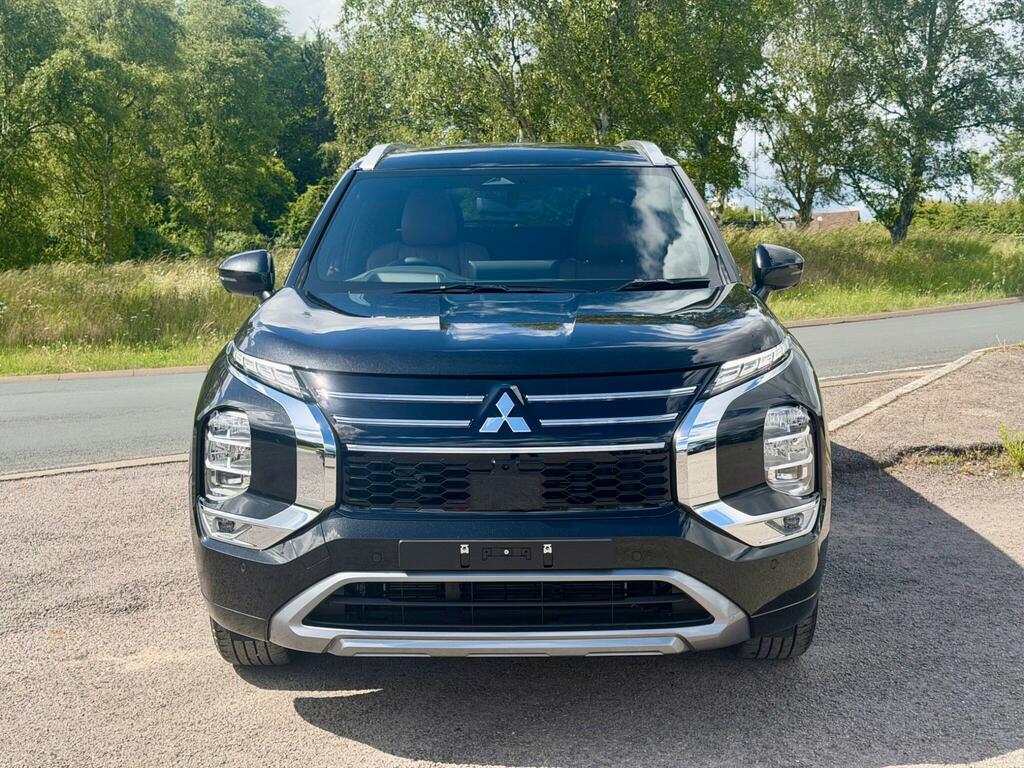 Mitsubishi Outlander 2.4 22.7Kwh Diamond Cvt 4Wd Euro 6 Ss Black #2