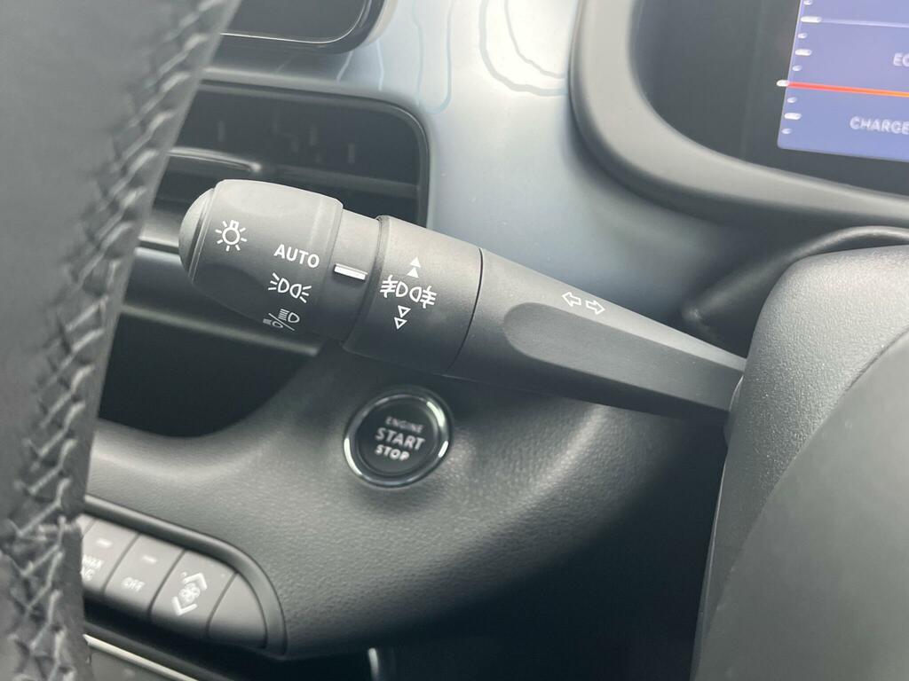 Jeep Avenger 1.2 E-hybrid Summit Dct Black #26