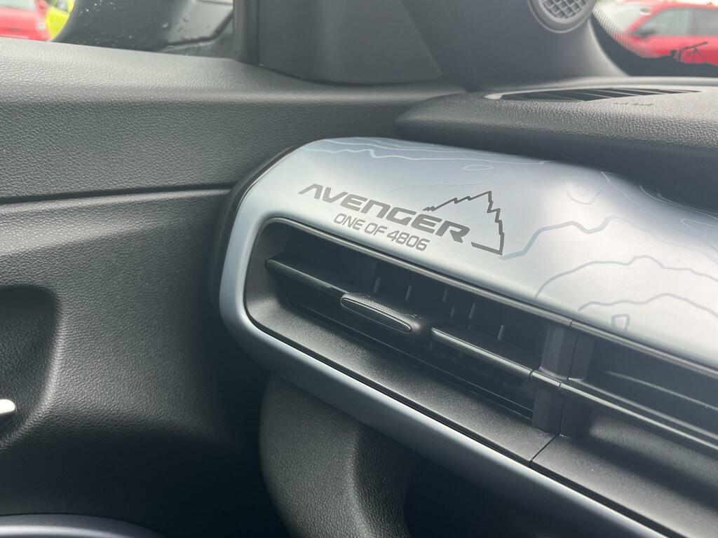 Jeep Avenger 1.2 E-hybrid Summit Dct Black #39