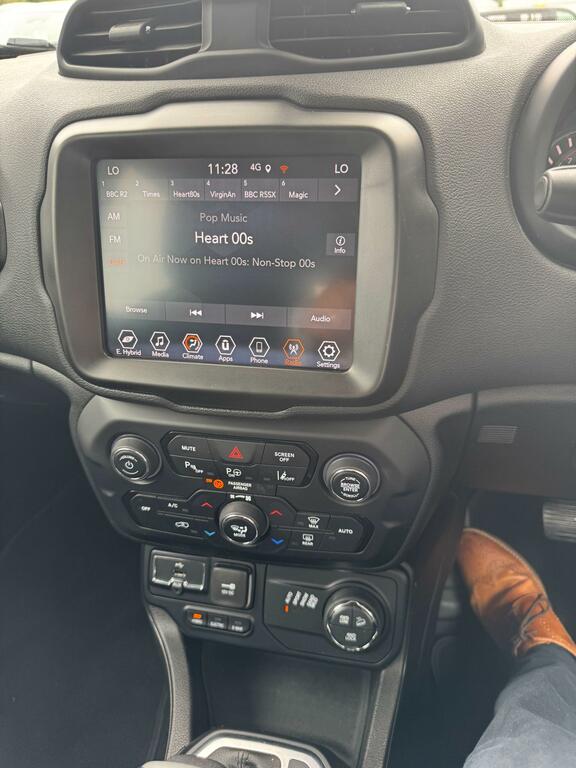Jeep Renegade 1.5 E-hybrid Altitude Dct Black #20