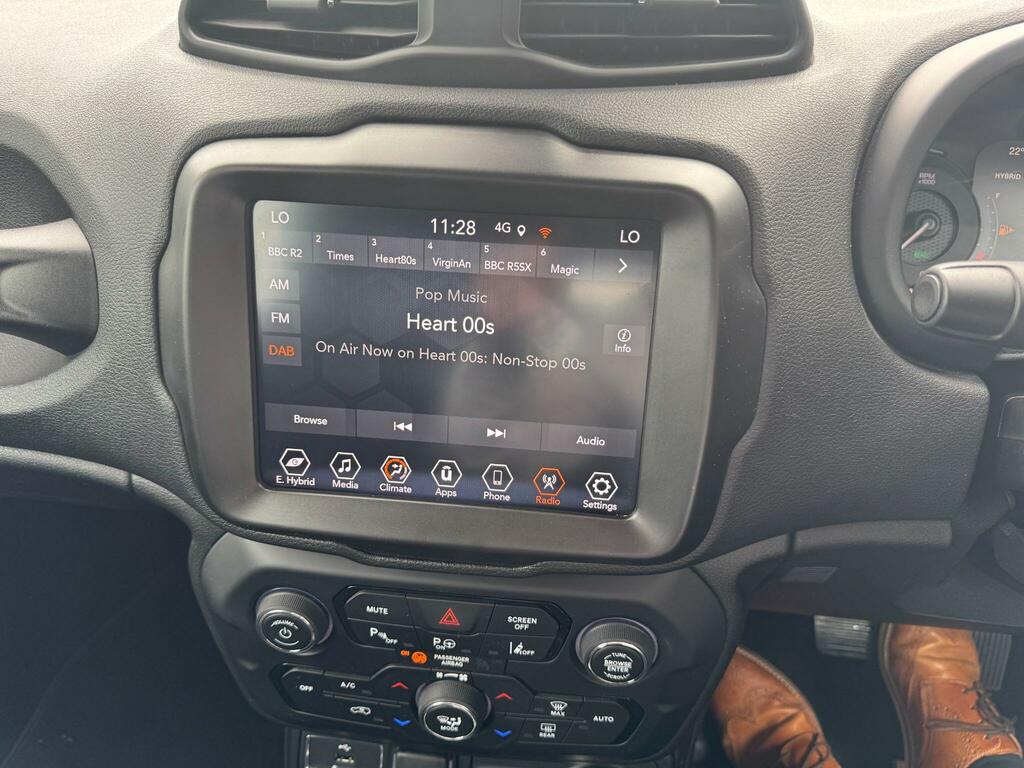Jeep Renegade 1.5 E-hybrid Altitude Dct Black #21