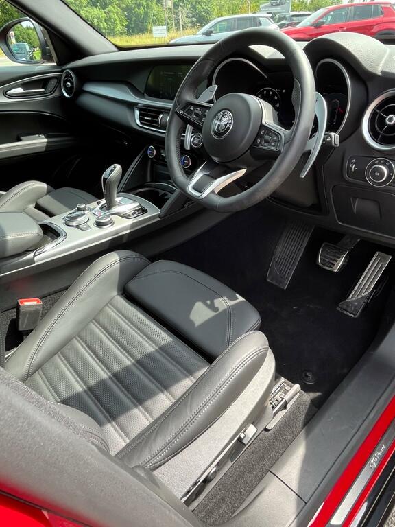 Alfa Romeo Stelvio 2025 Quadrifoglio Black #13