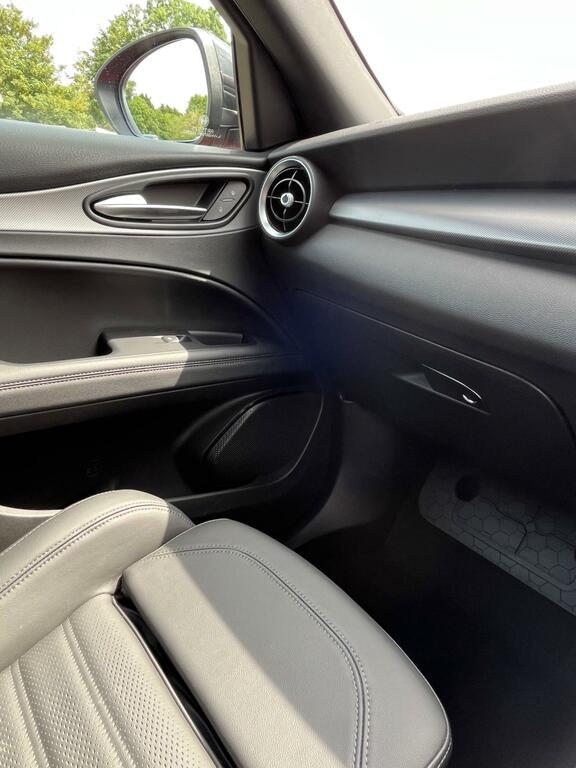 Alfa Romeo Stelvio 2025 Quadrifoglio Black #12