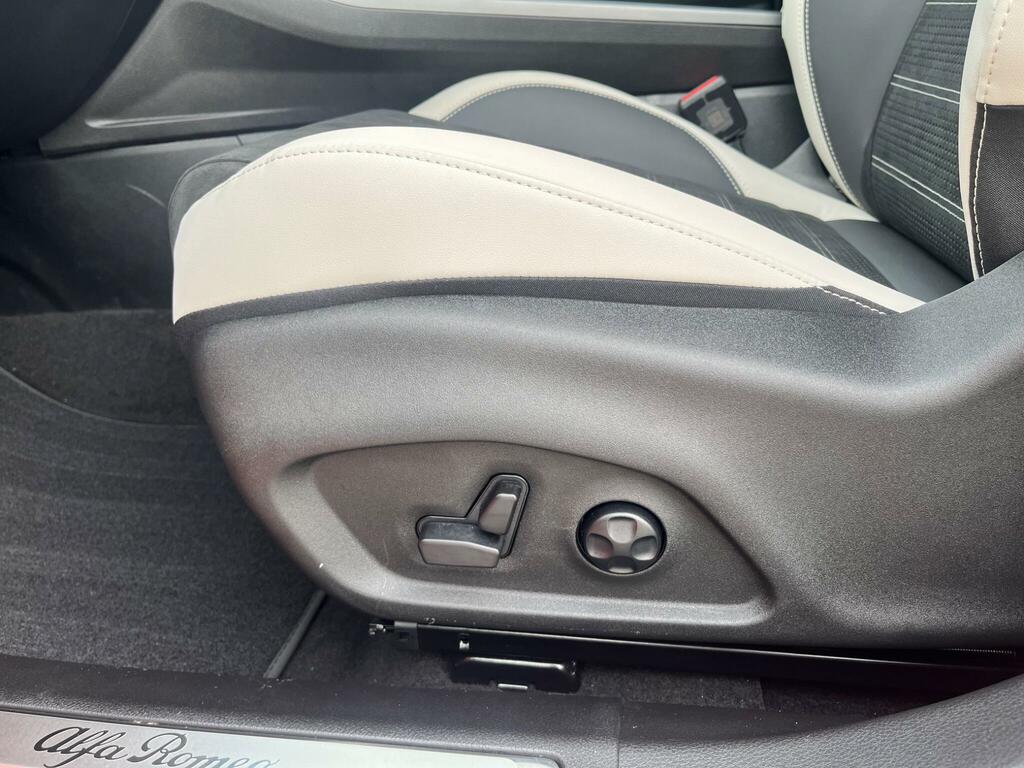 Alfa Romeo Tonale 1.5 Mhev Veloce Grey #16