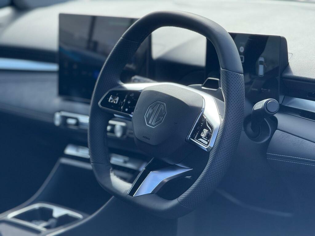 MG MG4 53.9Kwh Premium Long Range Grey #3