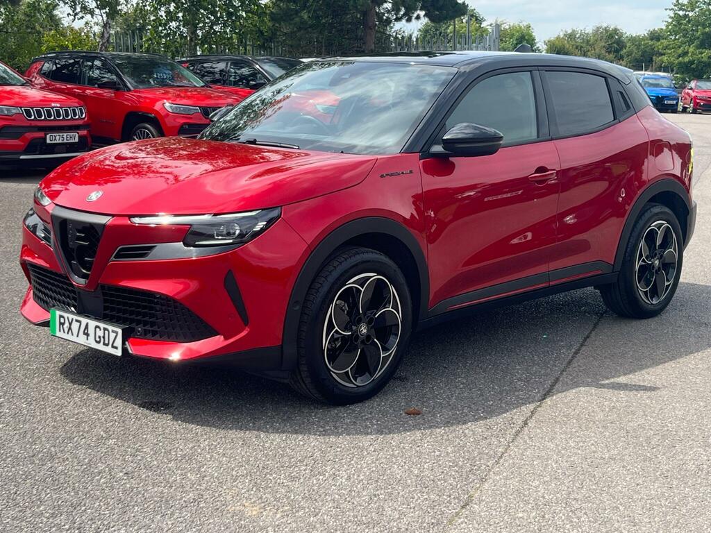 Alfa Romeo Junior 54Kwh Elettrica Speciale Red #3