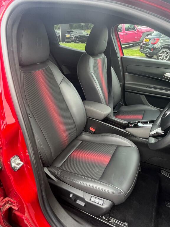 Alfa Romeo Junior 115Kw Elettrica Speciale 54Kwh Tech Pack Red #12