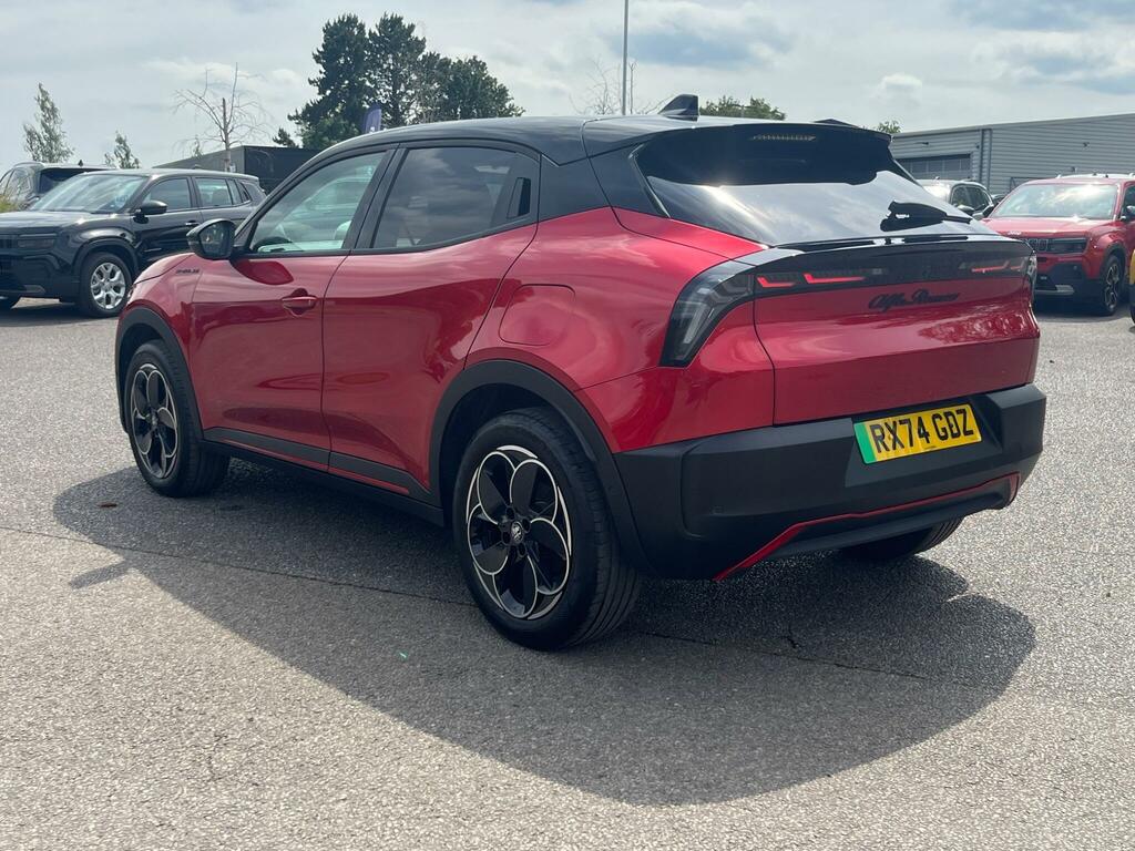 Alfa Romeo Junior 54Kwh Elettrica Speciale Red #4