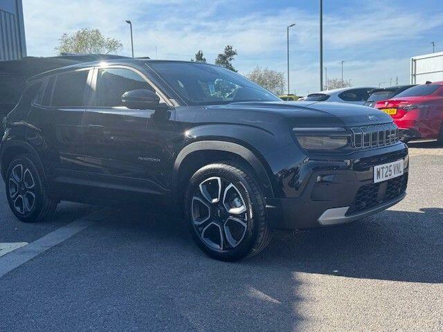 Jeep Avenger 1.2 E-hybrid Summit Suv Hybrid E-dct Eu Black