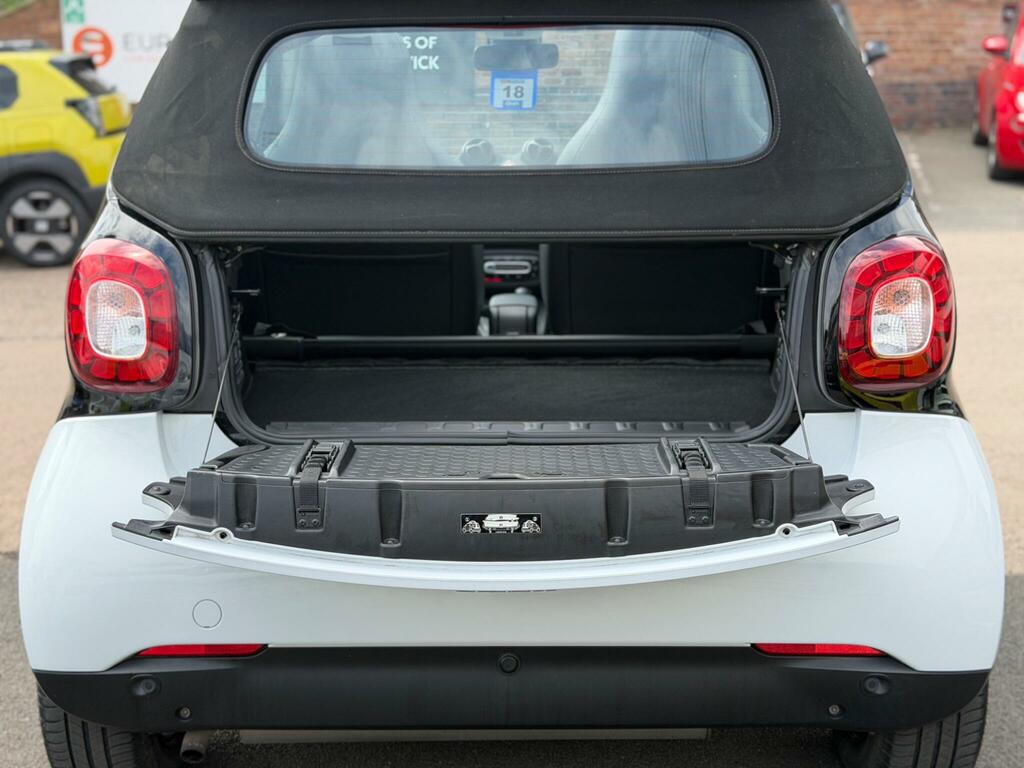 Smart Fortwo Cabrio 1.0 Prime Premium Convertible, Sat Nav Leather Blue #39