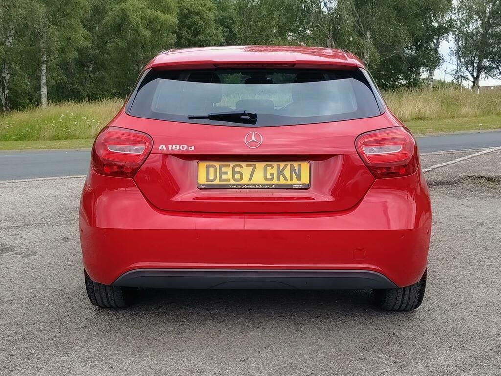 Mercedes-Benz A Class 1.5 A180d Se Executive 7G-dct Euro 6 Ss Red #6