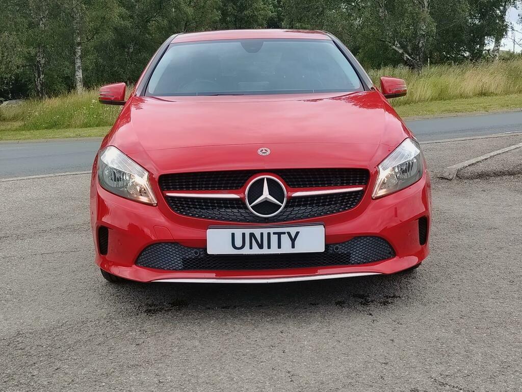 Mercedes-Benz A Class 1.5 A180d Se Executive 7G-dct Euro 6 Ss Red #2