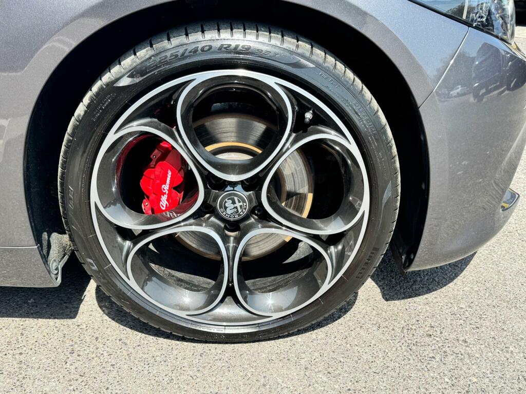 Alfa Romeo Giulia 2.0T Veloce Euro 6 Ss Grey #21