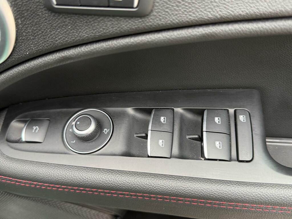 Alfa Romeo Stelvio 2.0 Turbo 280 Sprint Awd Red #36