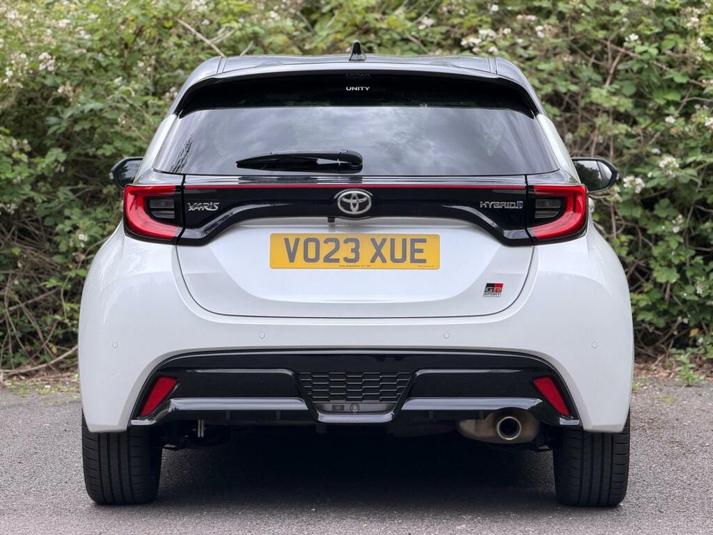 Toyota Yaris 1.5 Vvt-h Gr Sport E-cvt Euro 6 Ss White #5