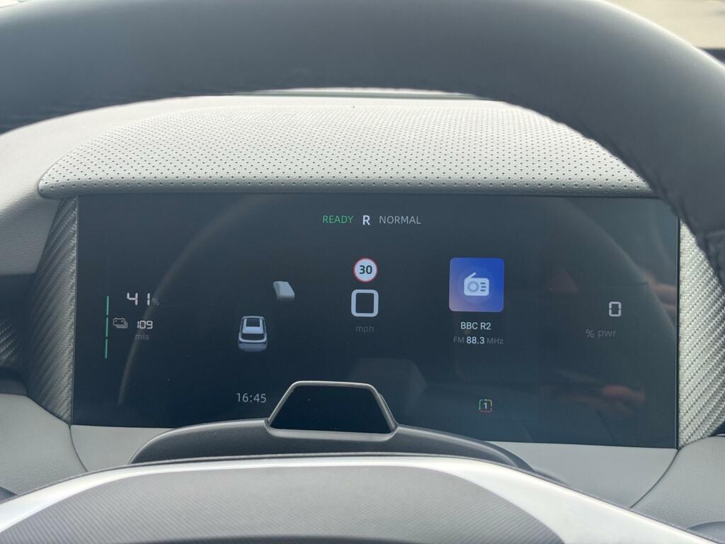 MG MGS5 64Kwh Trophy Long Range Suv 231 WK26VPY Blue #35
