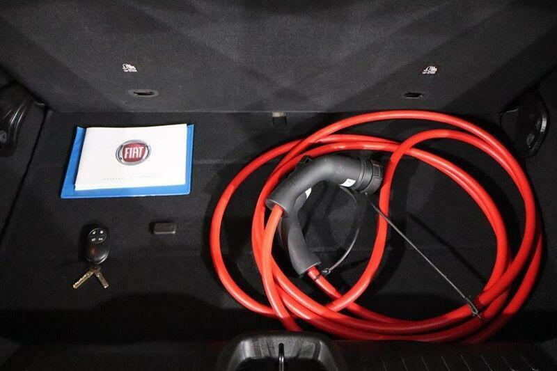 Fiat 500E 24Kwh Action Hatchback 95 Ps Black #17