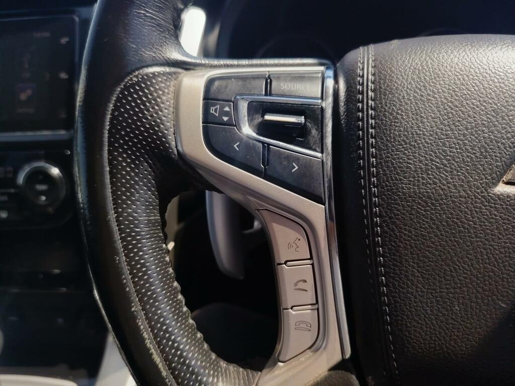 Mitsubishi Shogun Sport Di-d 4 Silver #22