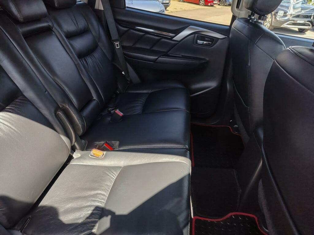 Mitsubishi Shogun Sport Di-d 4 Silver #13