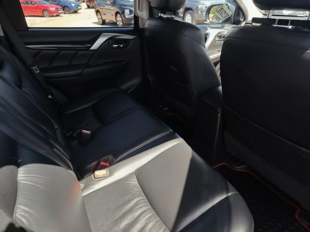 Mitsubishi Shogun Sport Di-d 4 Silver #14