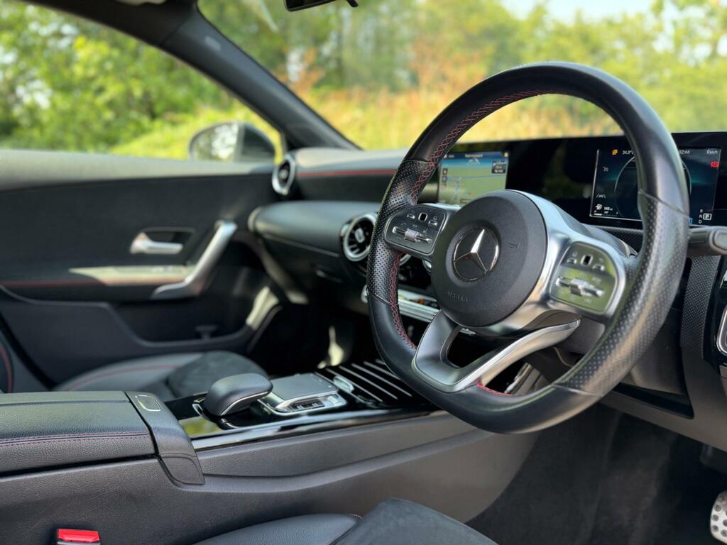 Mercedes-Benz A Class 1.5 A180d Amg Line 7G-dct Euro 6 Ss Black #2