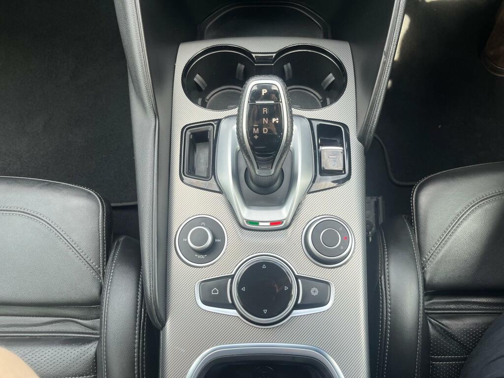 Alfa Romeo Giulia 2.0T Veloce Euro 6 Ss Blue #20
