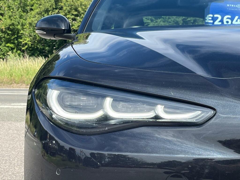 Alfa Romeo Giulia 2.0T Veloce Euro 6 Ss Black #4
