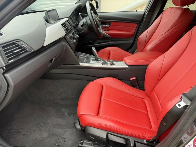 BMW 3 Series 320I M Sport Touring OV15CHC Grey #5