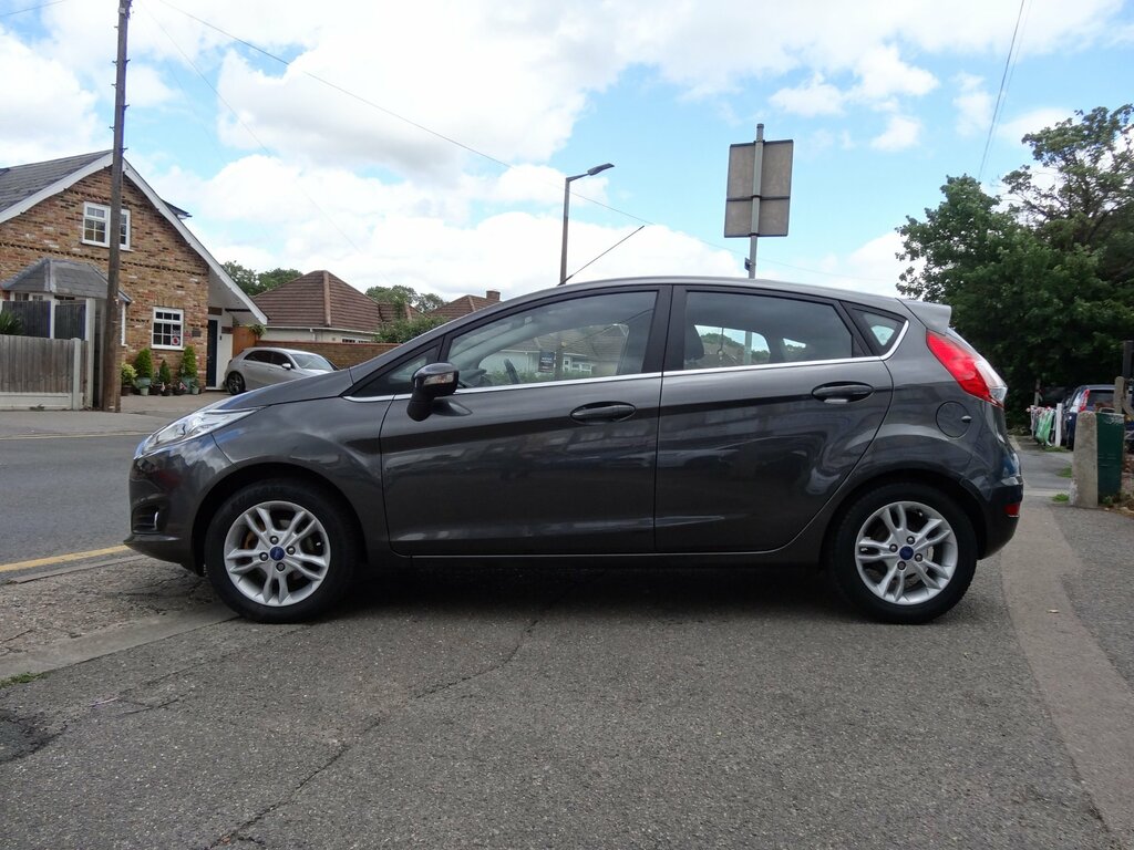 Ford Fiesta 1.25 Zetec Hatchback Euro 6 82 EA65BNY Grey #4