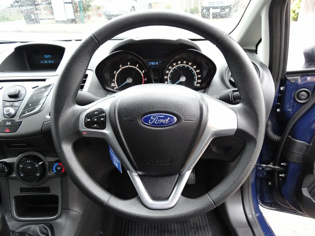 Ford Fiesta Studio U504 Ulez Red #17
