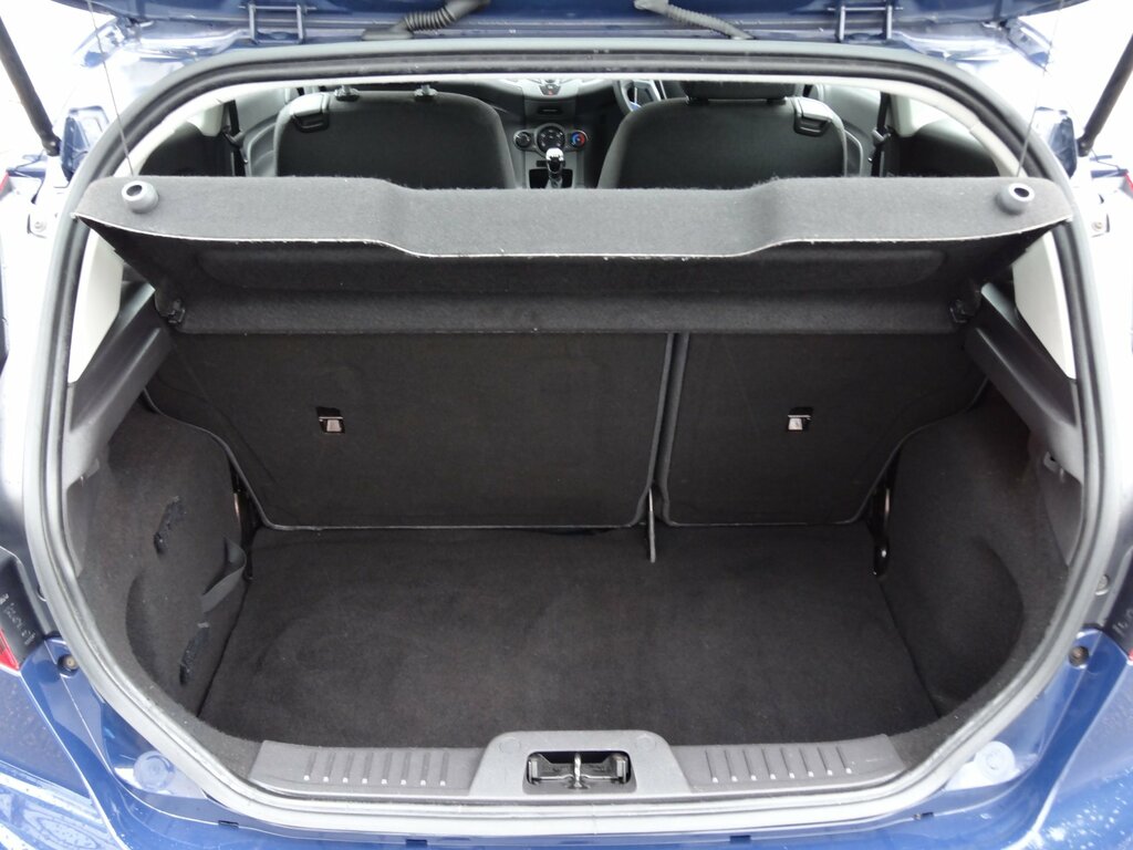 Ford Fiesta Studio U504 Ulez Red #14