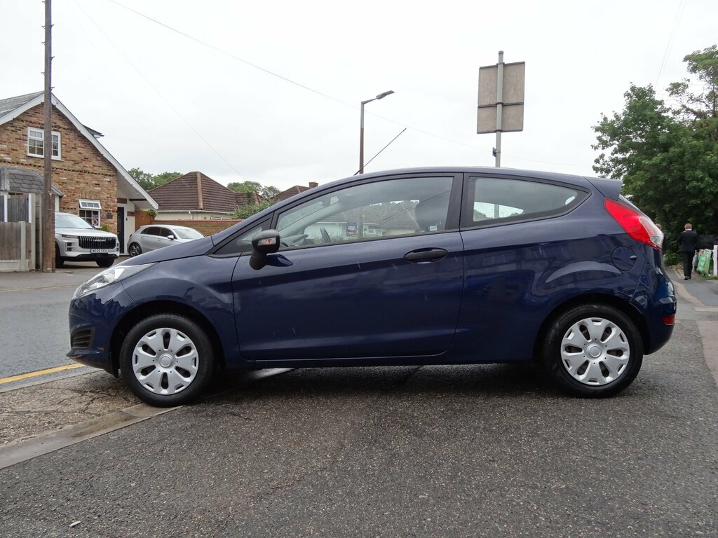 Ford Fiesta 1.25 Studio Hatchback Euro 5 60 Blue #5