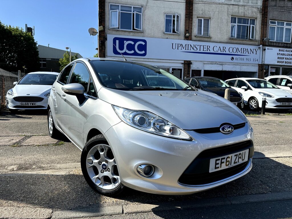 Ford Fiesta 1.25 Zetec Hatchback 129 Gkm, Silver