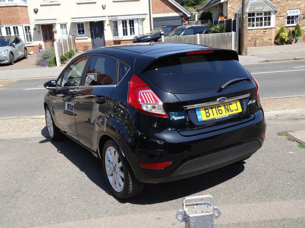 Ford Fiesta 1.0T Ecoboost Titanium Hatchback Black #6