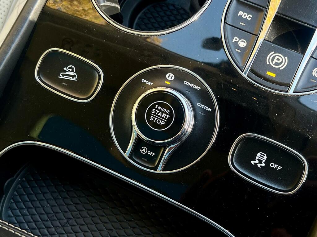 Bentley Bentayga W12 Blue #34