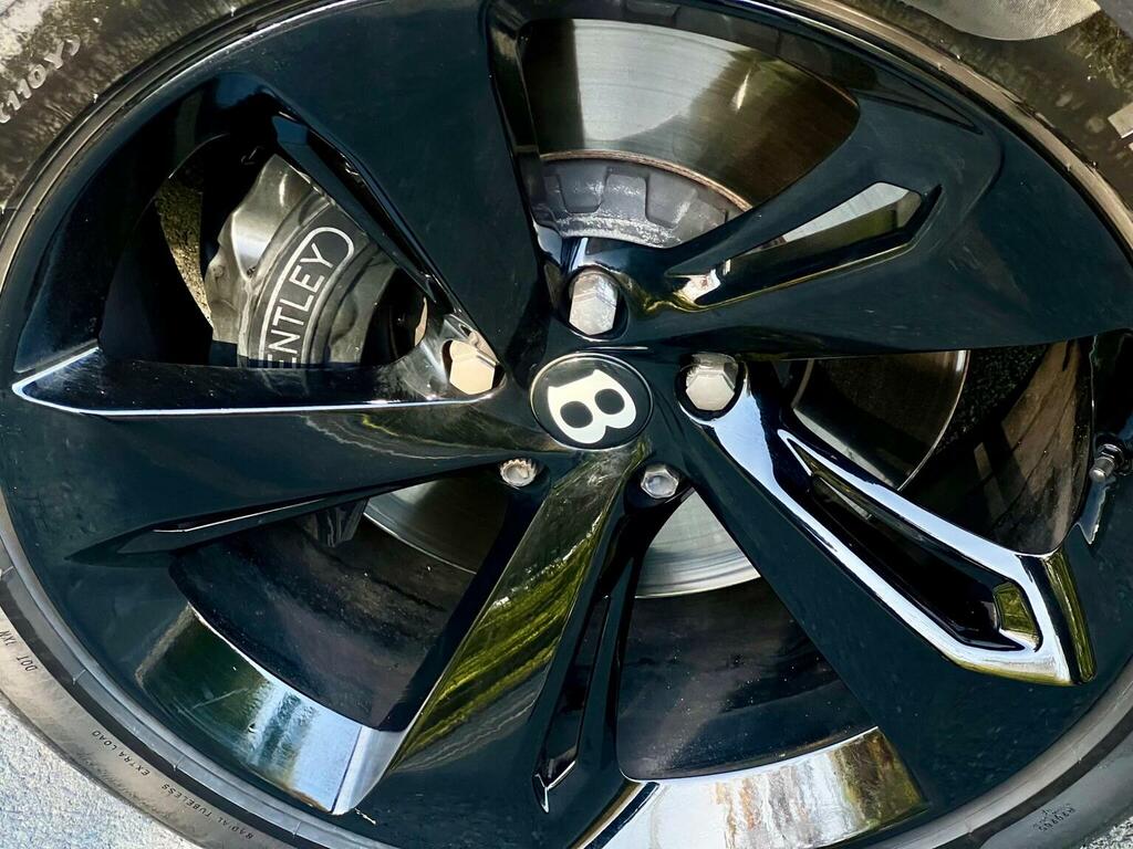 Bentley Bentayga W12 Blue #19