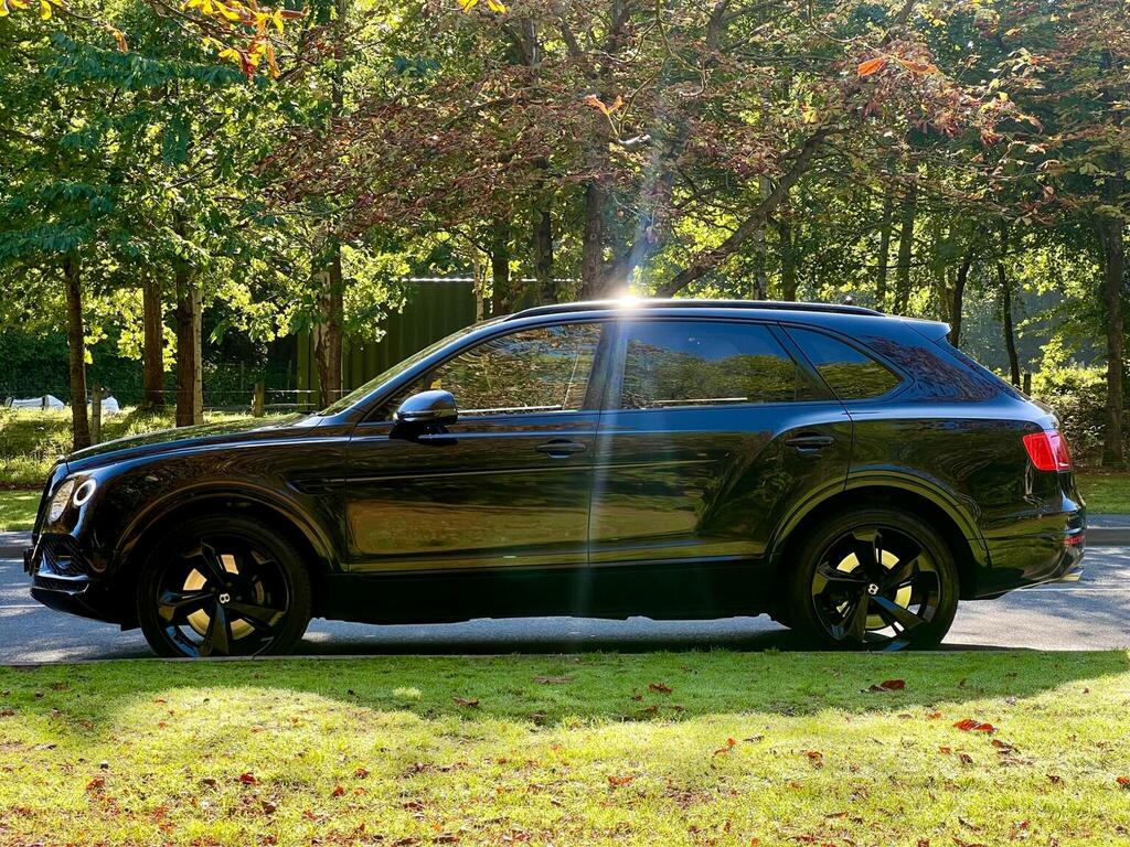 Bentley Bentayga W12 Blue #24