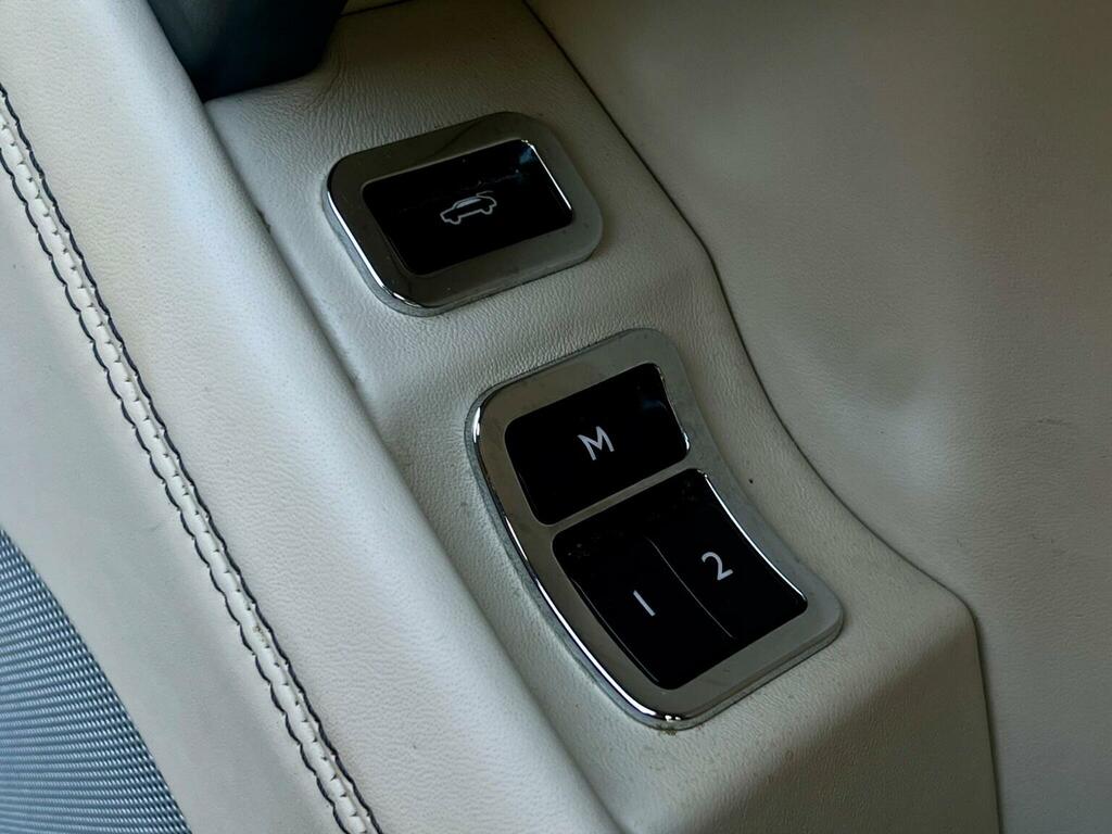 Bentley Bentayga W12 Blue #31