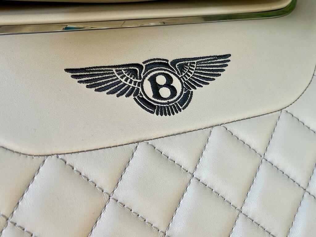 Bentley Bentayga W12 Blue #7