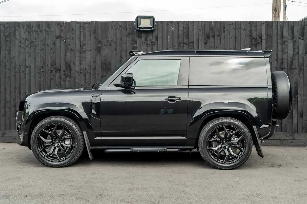 Land Rover Defender 90 3.0 D350 Mhev X-dynamic Hse Hard Top Suv Diese Black #3