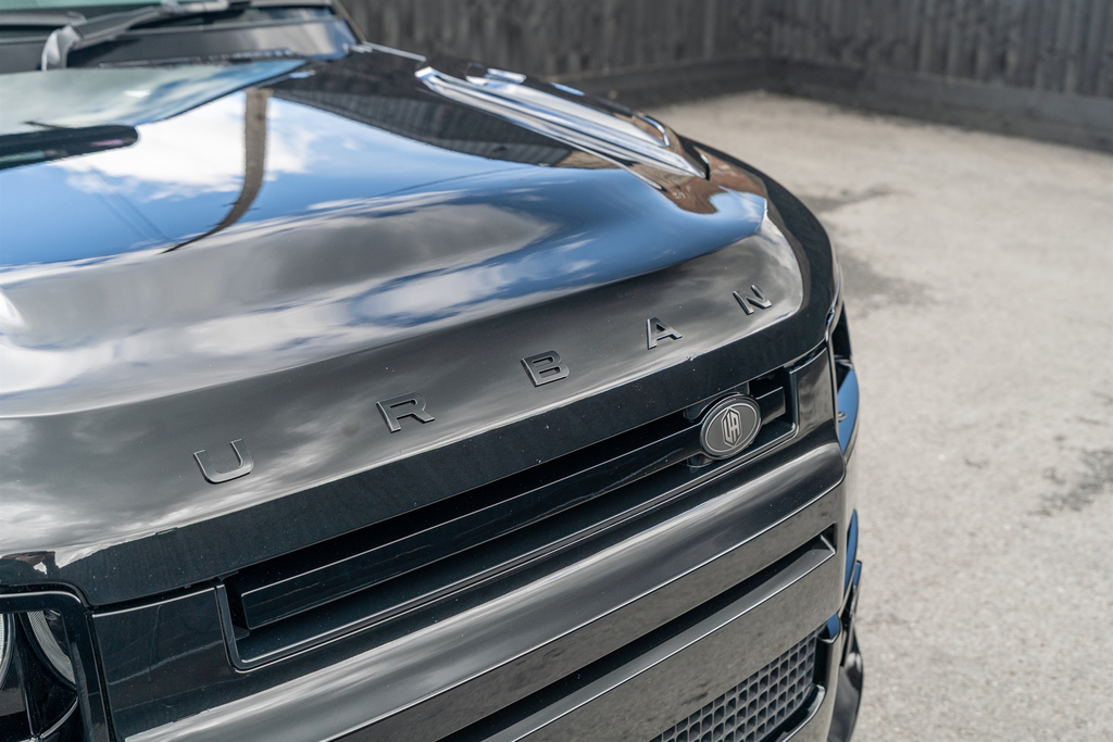Land Rover Defender 110 X-dynamic Hse Black #11