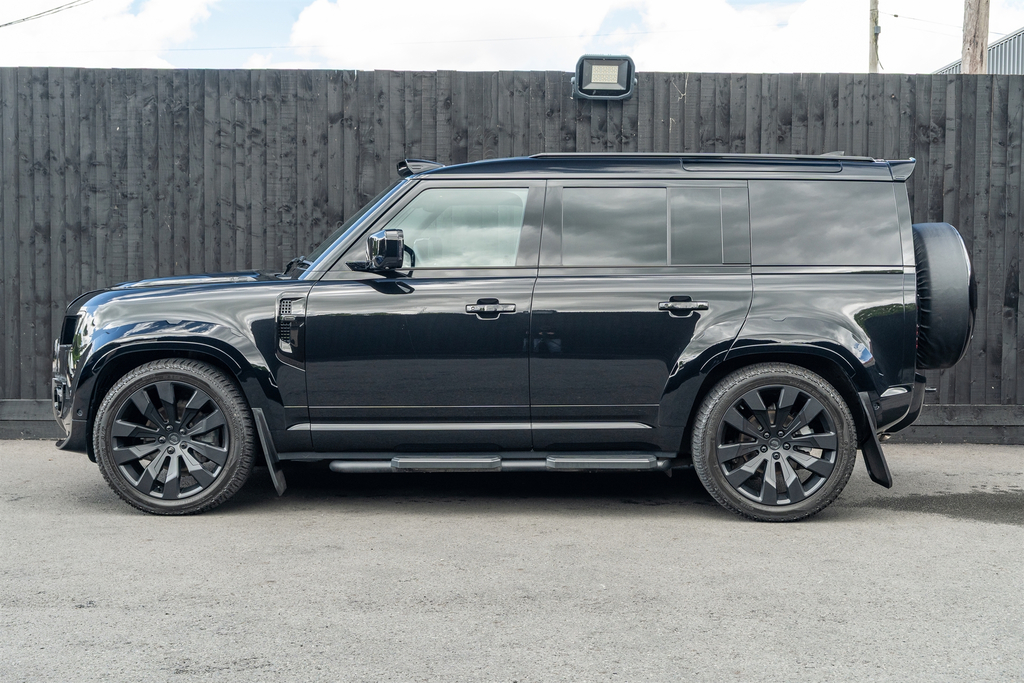 Land Rover Defender 110 3.0 D250 Mhev X-dynamic Se Hard Top Suv Black #3