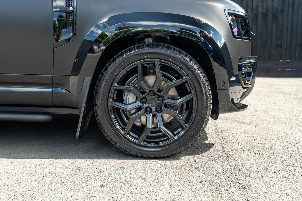 Land Rover Defender 90 3.0 D250 X-dynamic Se 90 Grey #21